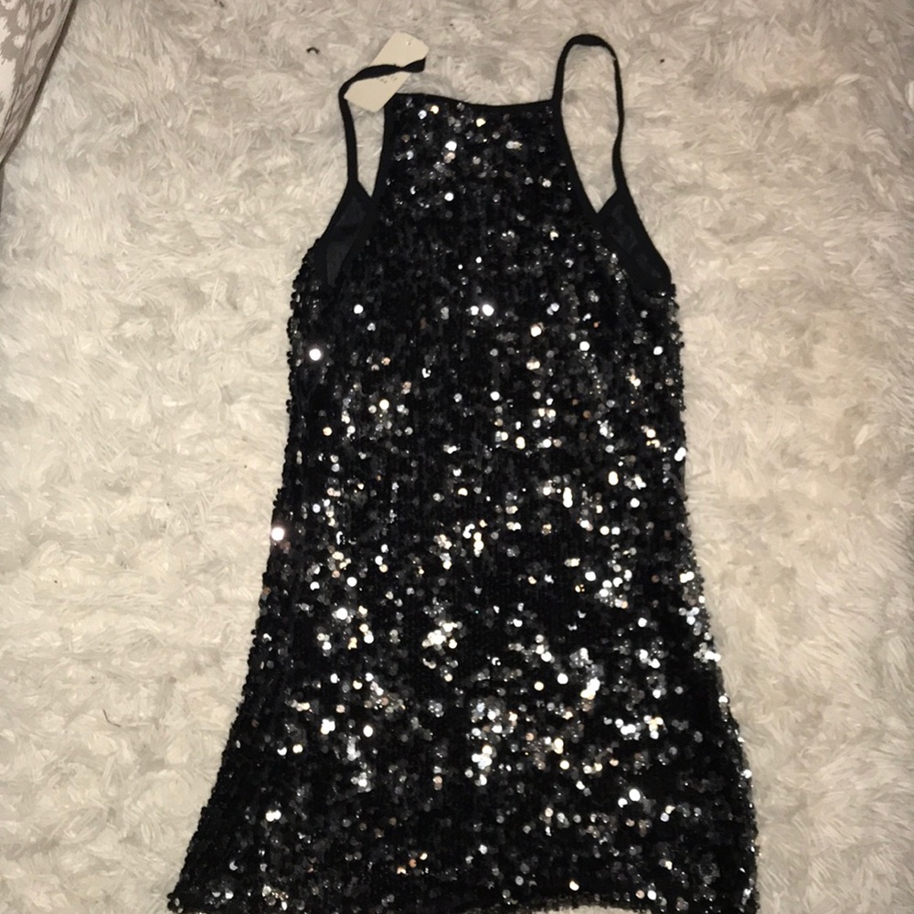 Small Racer back sequined tunic - Picture 5 of 5